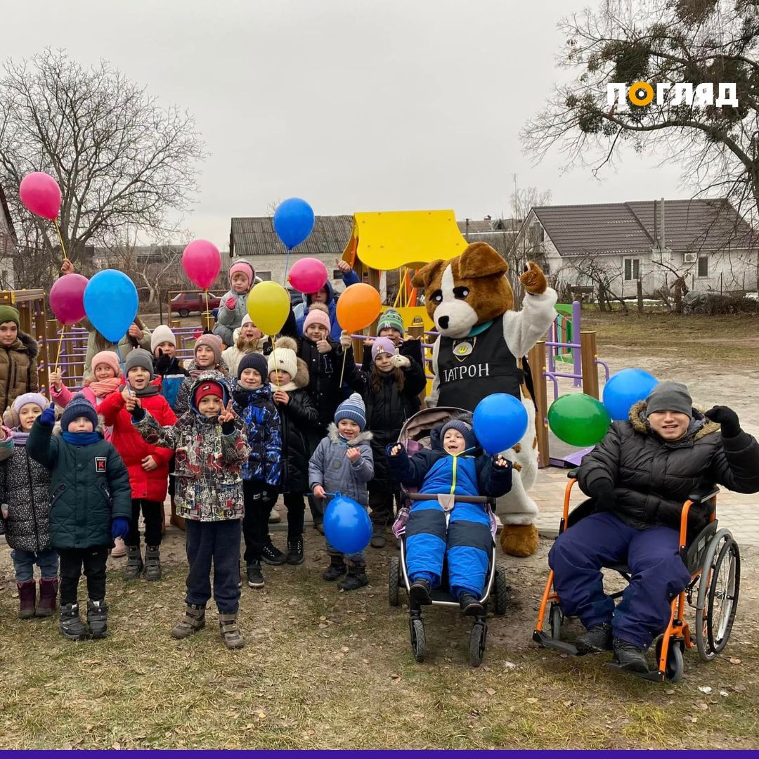 У Таращі відкрили перший інклюзивний дитячий майданчик (ФОТО) - зображення